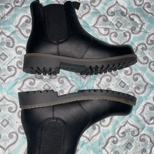 Doc Martins knock off boots